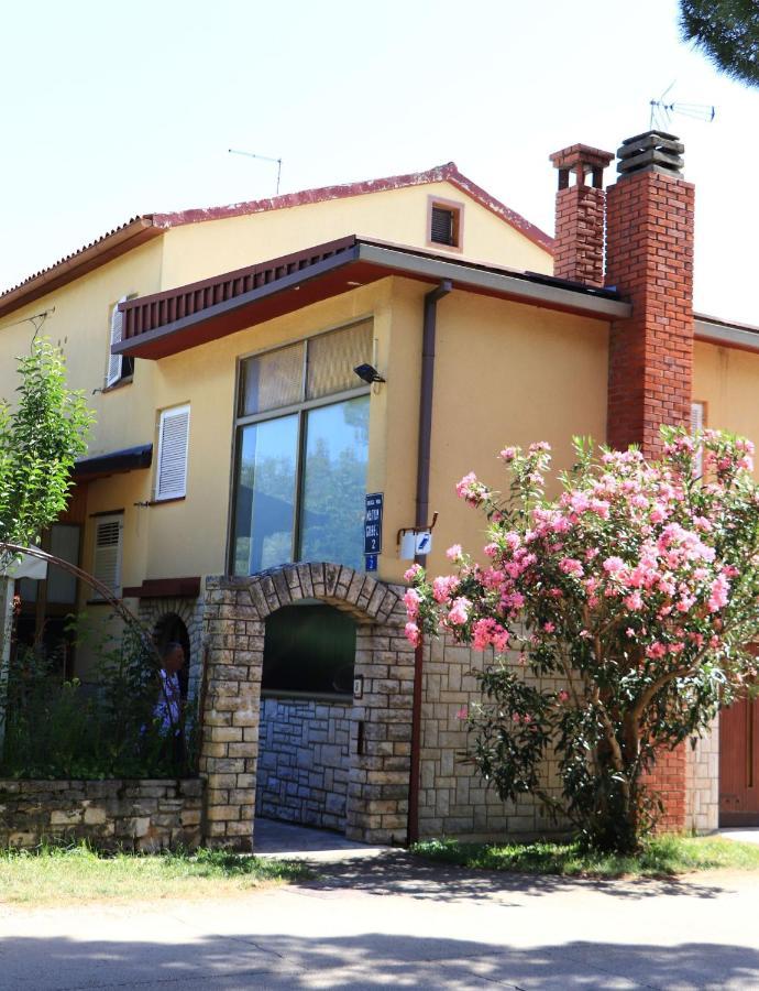 Family Rooms Moela Ουμάγκ Εξωτερικό φωτογραφία