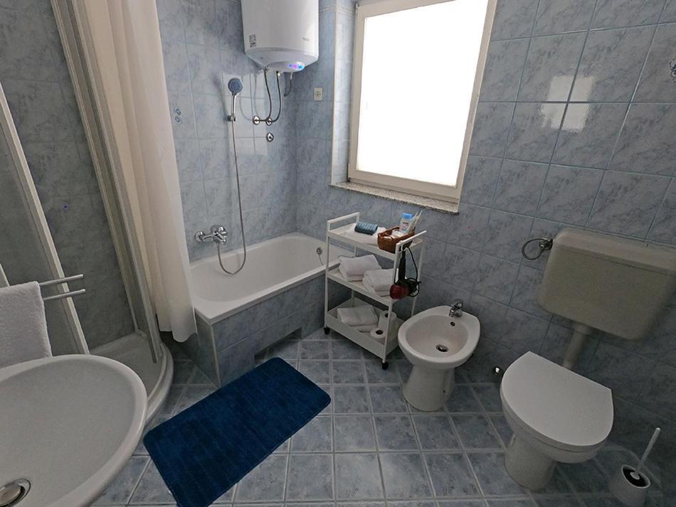 Family Rooms Moela Ουμάγκ Εξωτερικό φωτογραφία